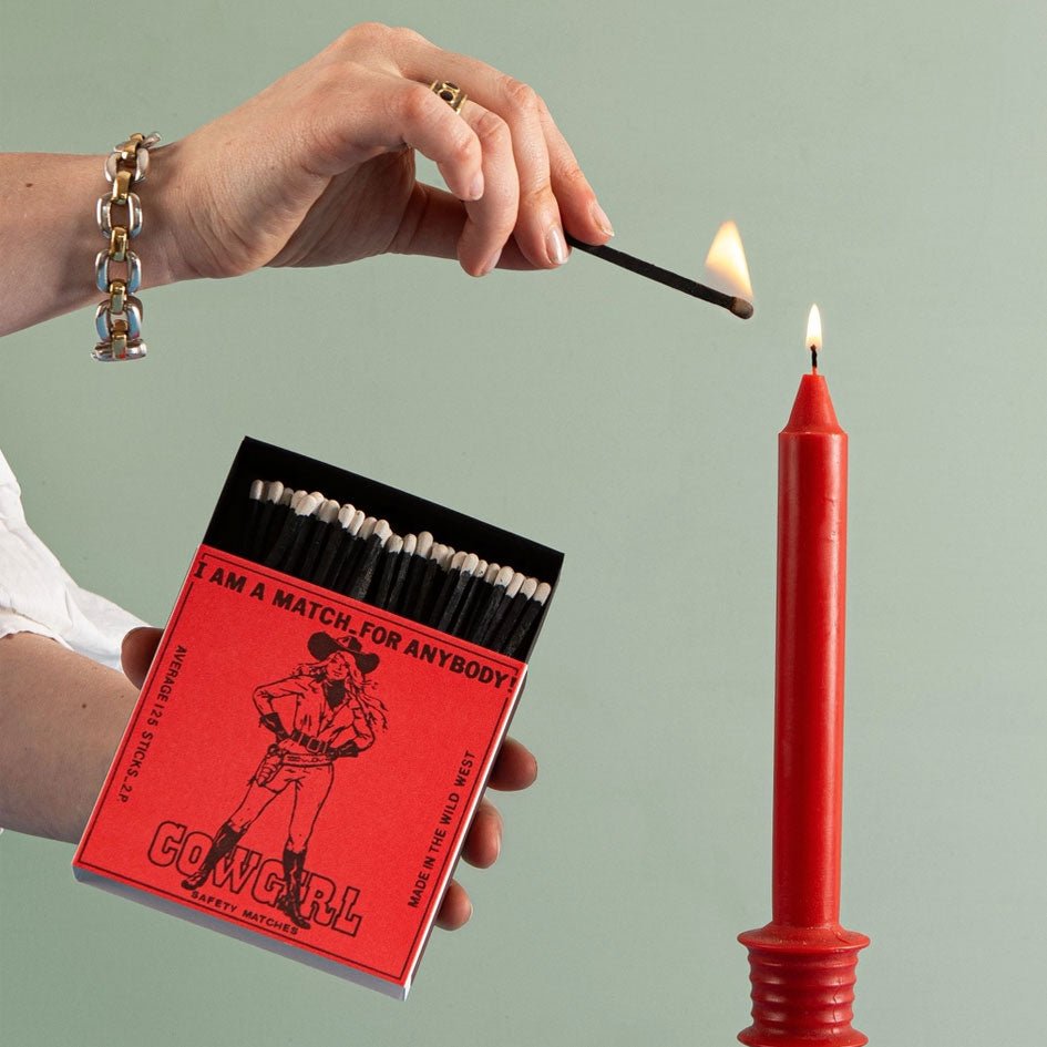 Cowgirl Luciferdoosje - Archivist Gallery - SuperMatique