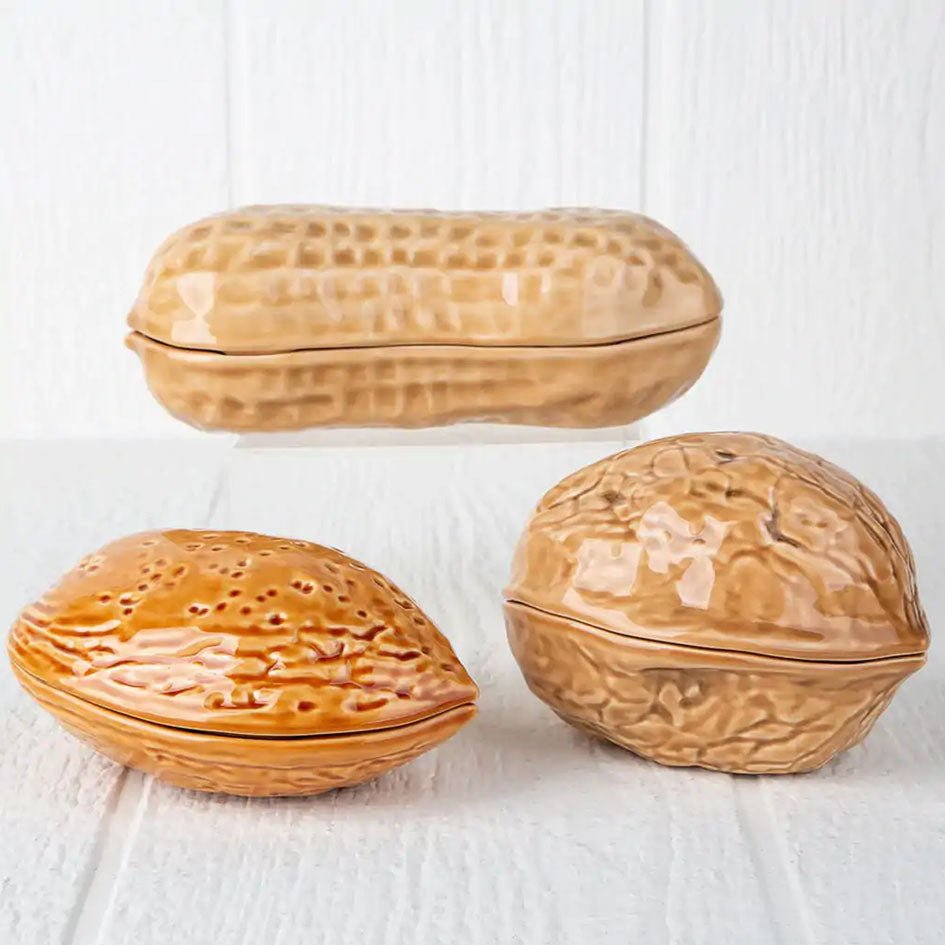 Afbeelding van serveerschaal in vorm van grote pinda Bordallo Pinheiro - SuperMatique