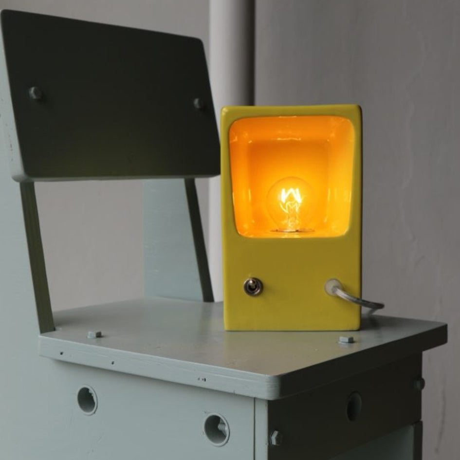 One Mold Keramiek Tafel - of Wandlamp Geel - Piet Hein Eek - SuperMatique