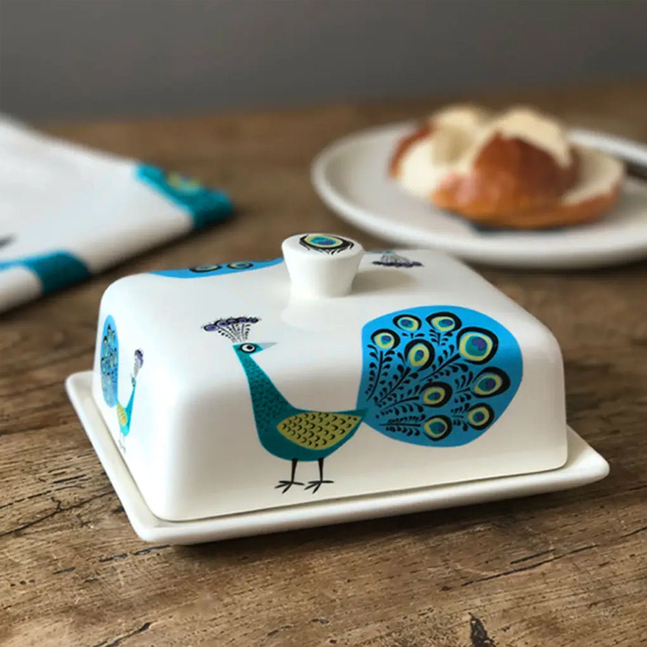 Pauwen Botervloot Groot - Hannah Turner Ceramics - SuperMatique