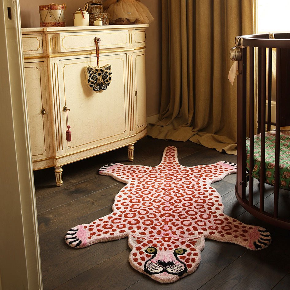 Pinky Luipaard Vloerkleed Groot - Doing Goods - SuperMatique