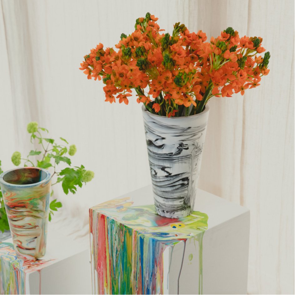 Conic Vaas M Black/White - SuperMatique