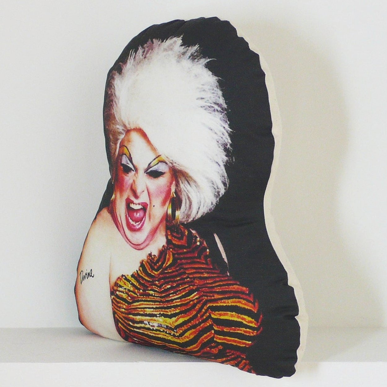 Divine sierkussen - SuperMatique