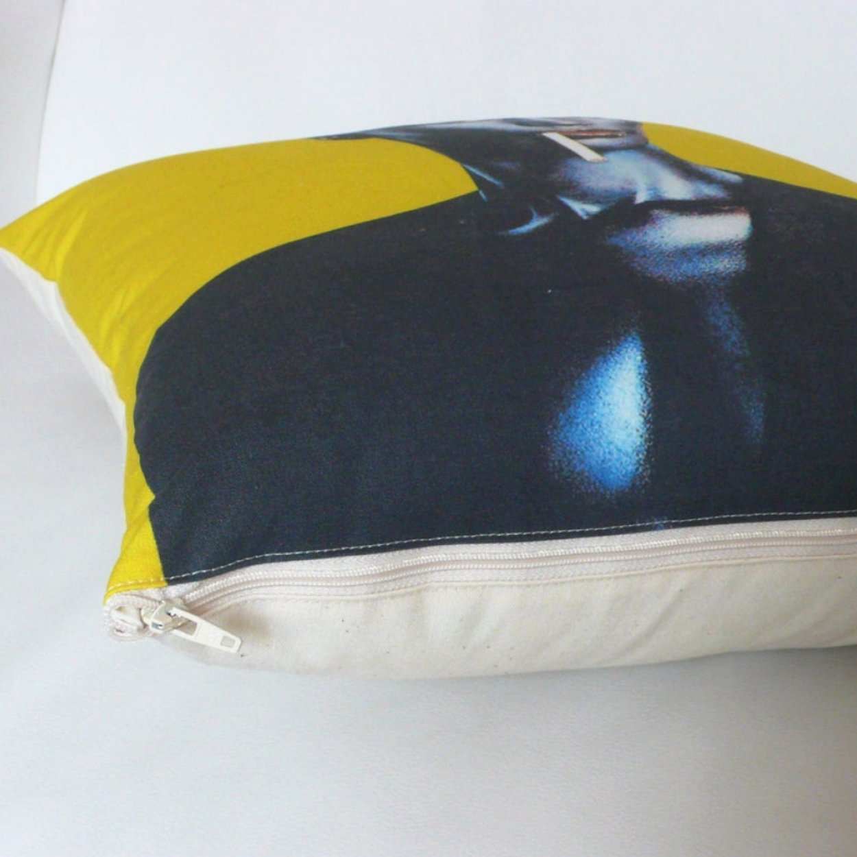 Grace Jones sierkussen - SuperMatique