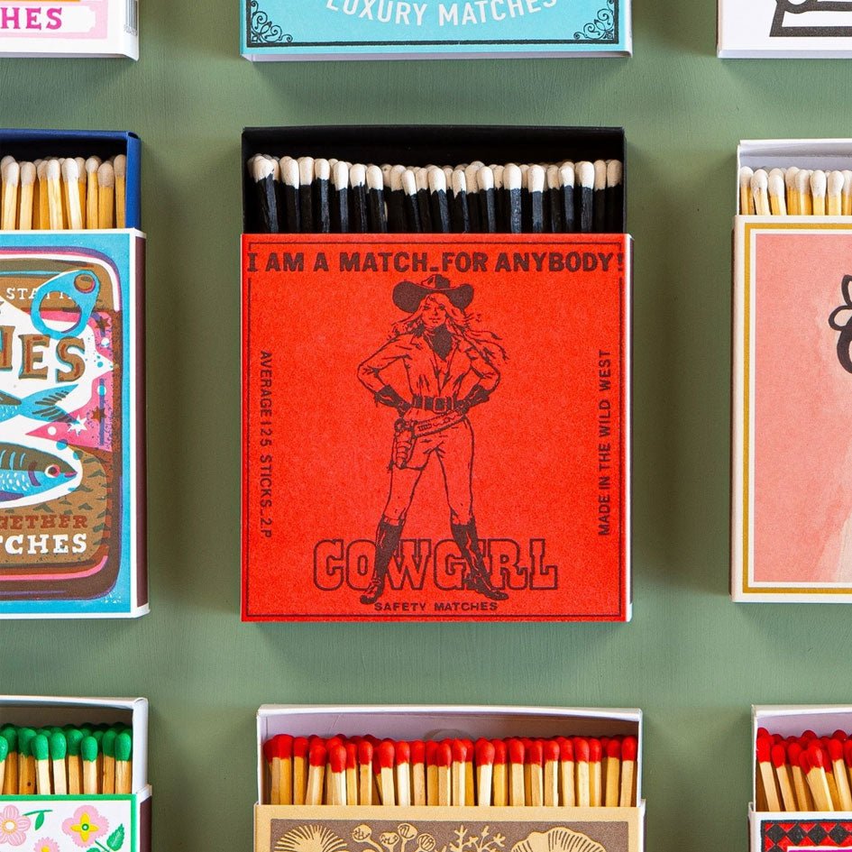 Cowgirl Luciferdoosje - Archivist Gallery - SuperMatique
