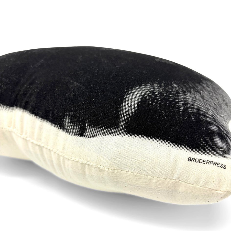 Zwarte Kat Sierkussen - Broderpress - SuperMatique