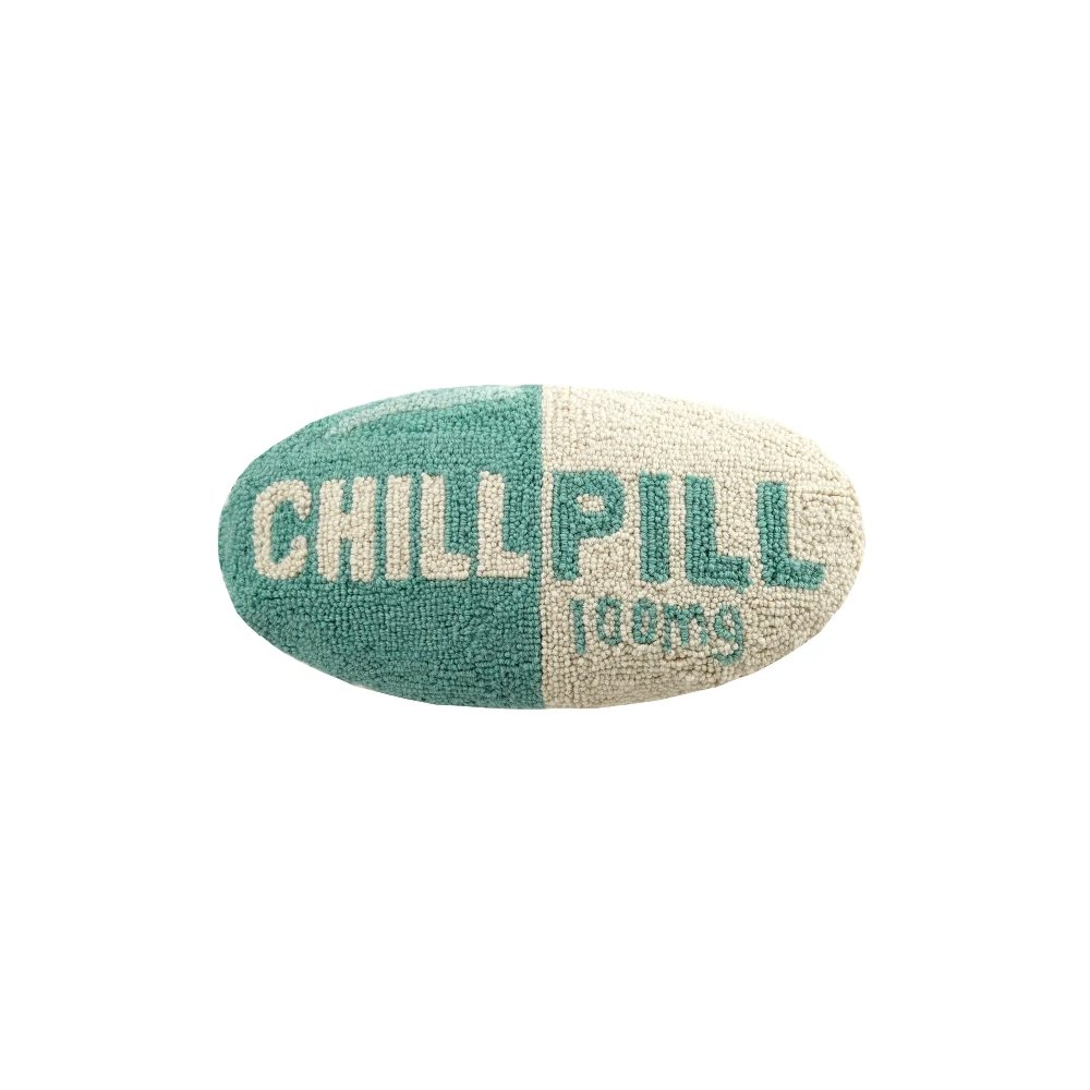 Chill Pill handgeknoopt kussen - SuperMatique