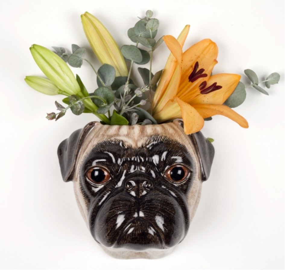 Mopshond wandvaas Quail Ceramics - SuperMatique