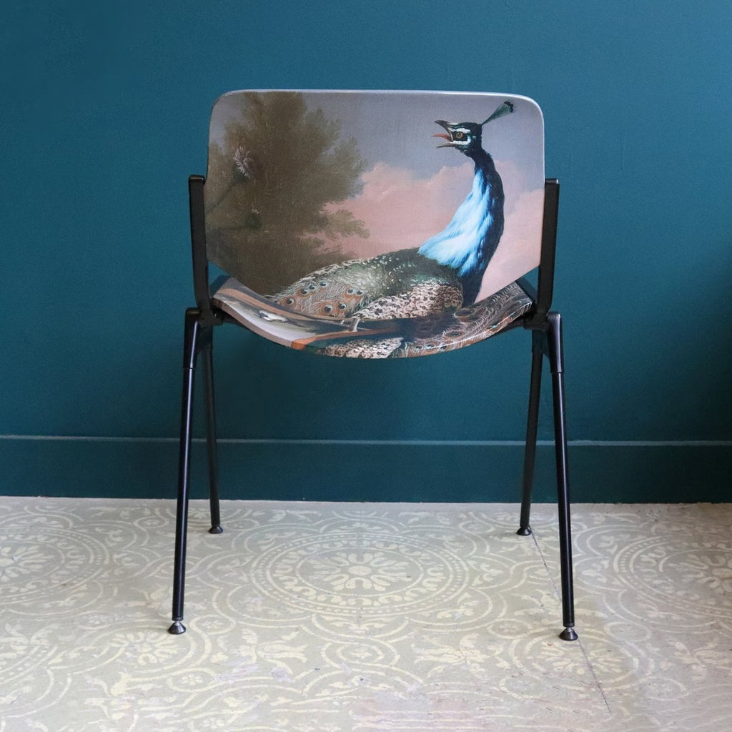 Peacock Pink Chair - SuperMatique